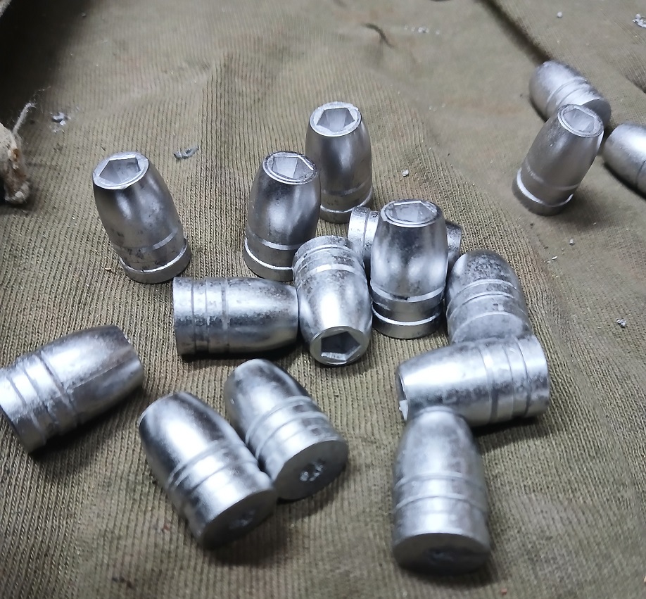 Point 44 Material Stainless or Chrome 44 Seville? | Single-Actions